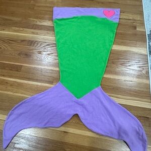 Green and Purple Mermaid Tail Blanket